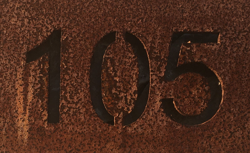 Photo of the number 105